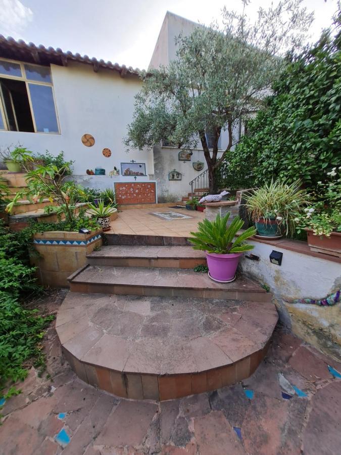 L'Antica Cantina Usini Buitenkant foto