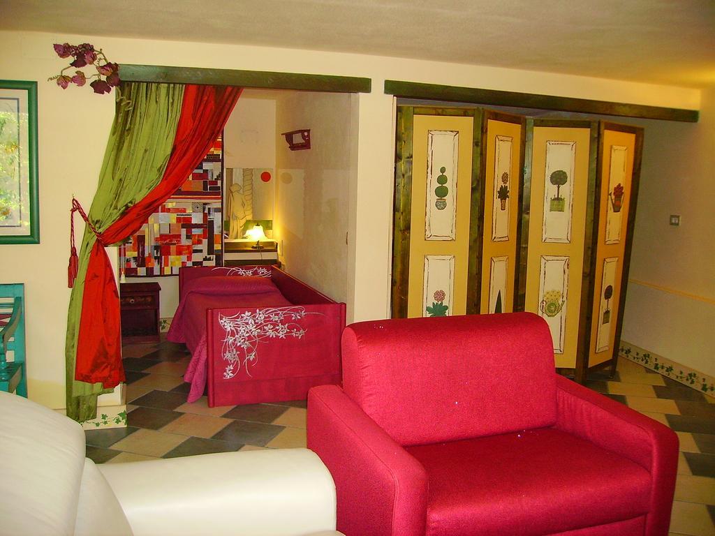 L'Antica Cantina Usini Buitenkant foto