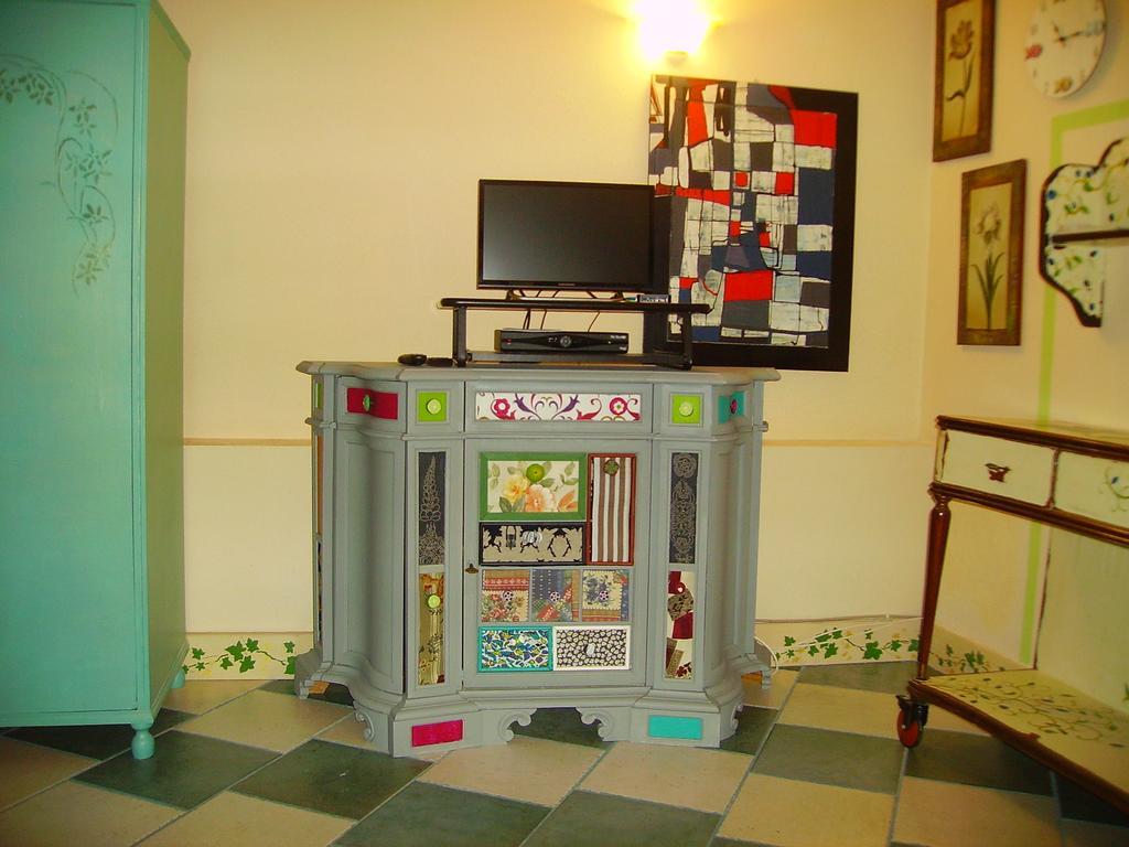L'Antica Cantina Usini Buitenkant foto